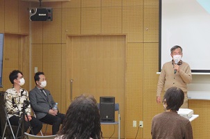 青育連副会長のあいさつ