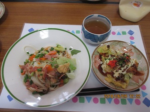 子どもたちが作った料理の写真