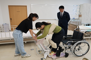 移動サポートロボット