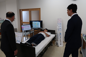 見守り介護ロボット