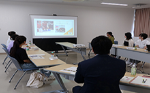 スライドによる説明