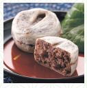 博多座名物の「きんつば」(330円)