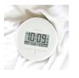 振動で目覚めを知らせる振動式電波時計