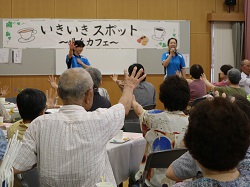 地域カフェの様子の写真１