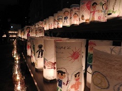 小学生が作った灯明の画像
