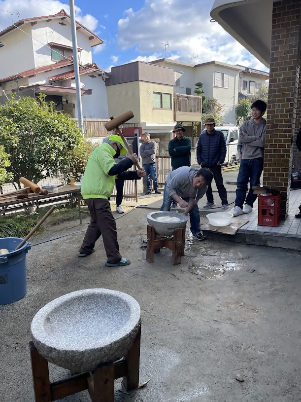 地域ふれあい餅つき大会①