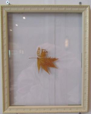 リトさん葉っぱ切り絵作品3