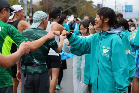 福岡マラソンのボランティアの方々