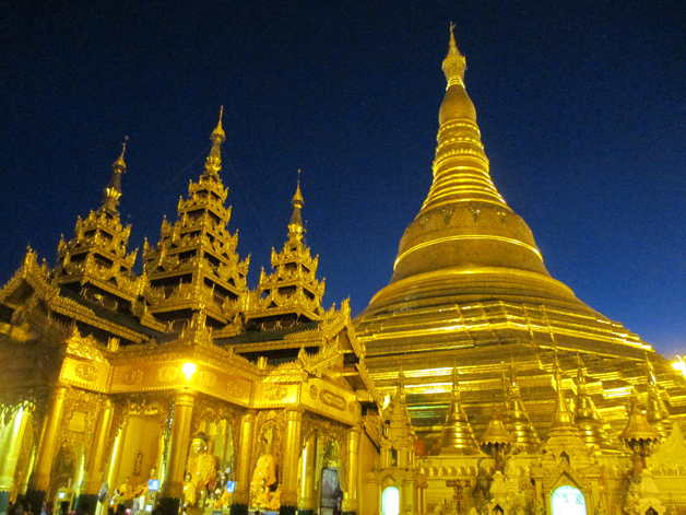 SHWEDAGON PAGODA,YANGON,MYANMAR