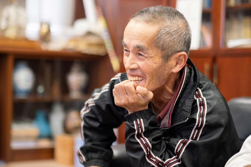 画像：板谷正信 福岡市漁業協同組合唐泊支所 運営委員会会長，森 剛 福岡市漁業協同組合唐泊支所 支所長