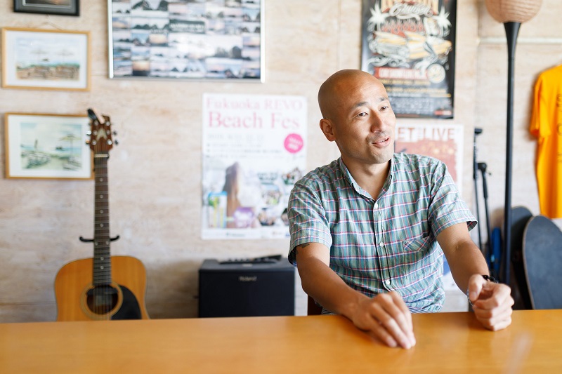 画像：インタビューの様子