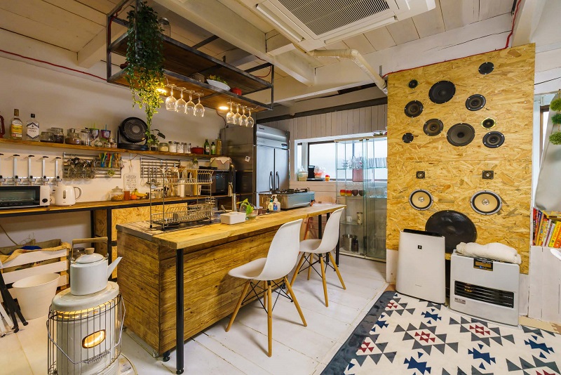 画像:建築途中のお店