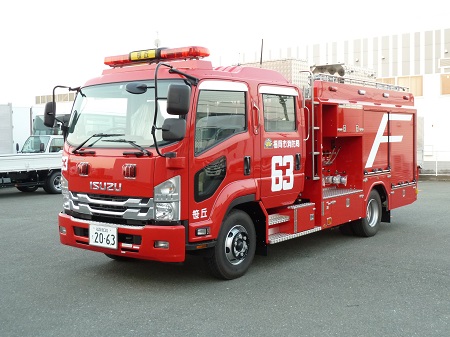 水槽付きポンプ車の写真