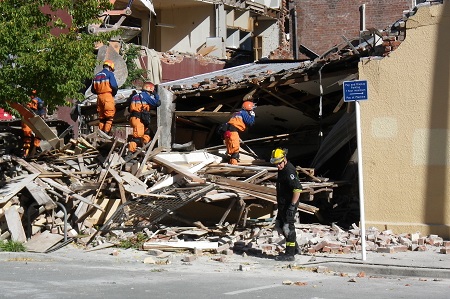 国際消防救助隊の活動写真