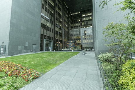 福岡銀行の外観の写真