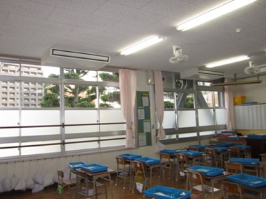 小学校空調写真