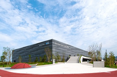 福岡市総合体育館写真